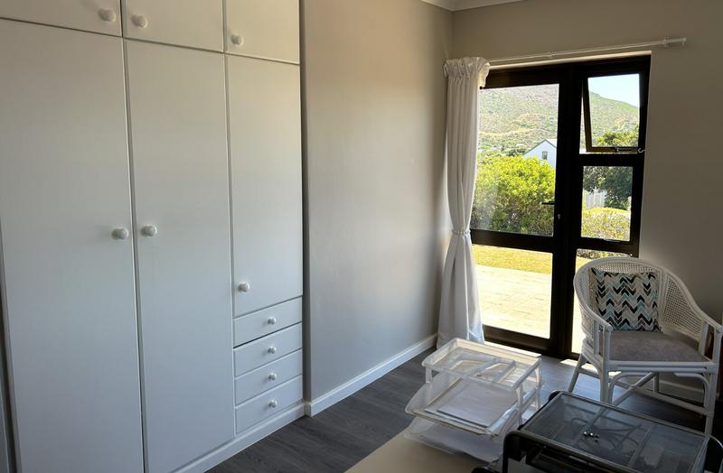 5 Bedroom Property for Sale in Capri Western Cape